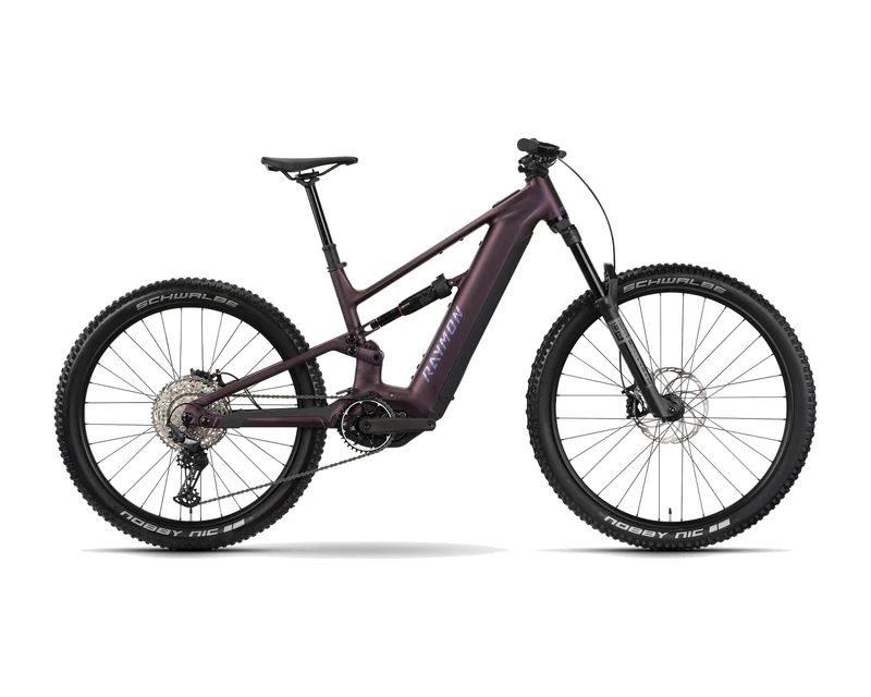 Raymon – Ravor Comp – floridplum – Kollektion 2027
