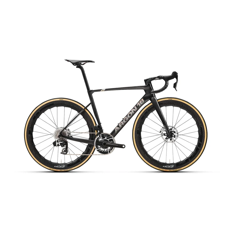 SUM Pro Red AXS Road Bike