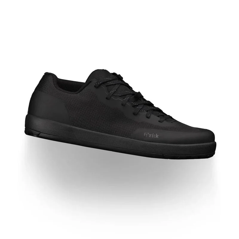 FIZIK Gravita Versor Flat MTB-Schuhe - Flatpedal - Vibram Megagrip - Ripstop-Obermaterial - Black-Black - Größe 43