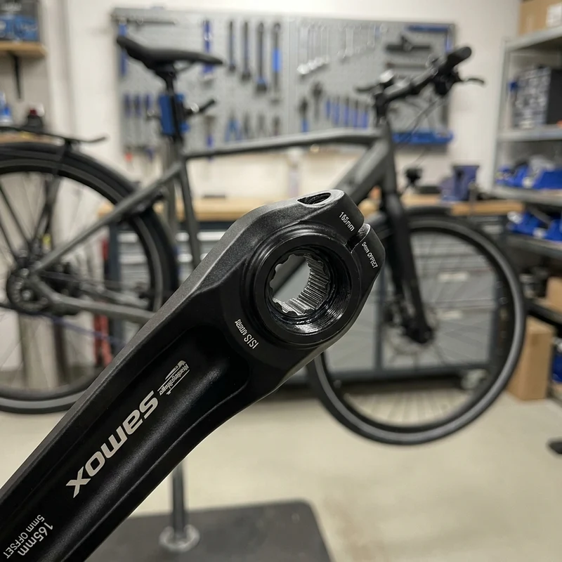 Messingschlager Samox Kurbel E-Bike 165mm Offset 5mm rechts Aluminium schwarz - ISIS-Innenlager