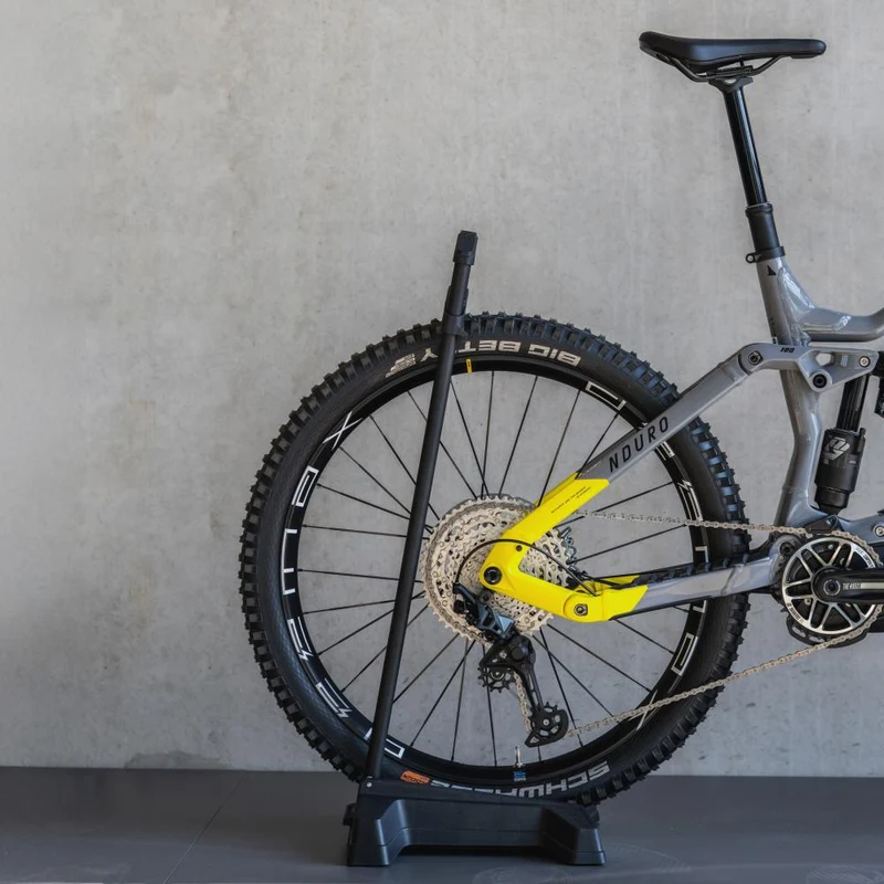 XLC Fahrrad Abstellständer VS-F08 für 1 Fahrrad bis 29 Zoll Fahrradständer Ständer Ausstellungsständer