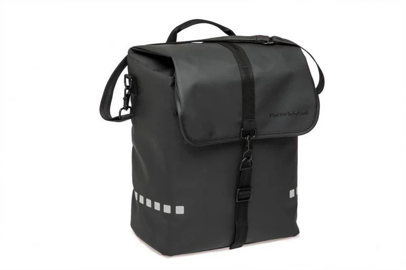 New Looxs Radtasche Odense Single Black Black - geräumige Fahrradtasche für Alltag & E-Bike